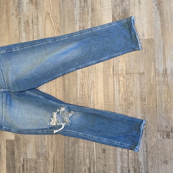 HOLLISTER| Slim straight Distressed Leg Denim Pants | Size 27 - Picture 3 of 10